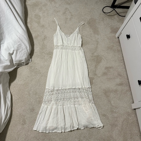 Garage White Tiered Ruffled Maxi Dress - Picture 1 of 3